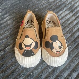 Zara X Disney Size 20 Slip On Sneaker Shoes Tan Brown